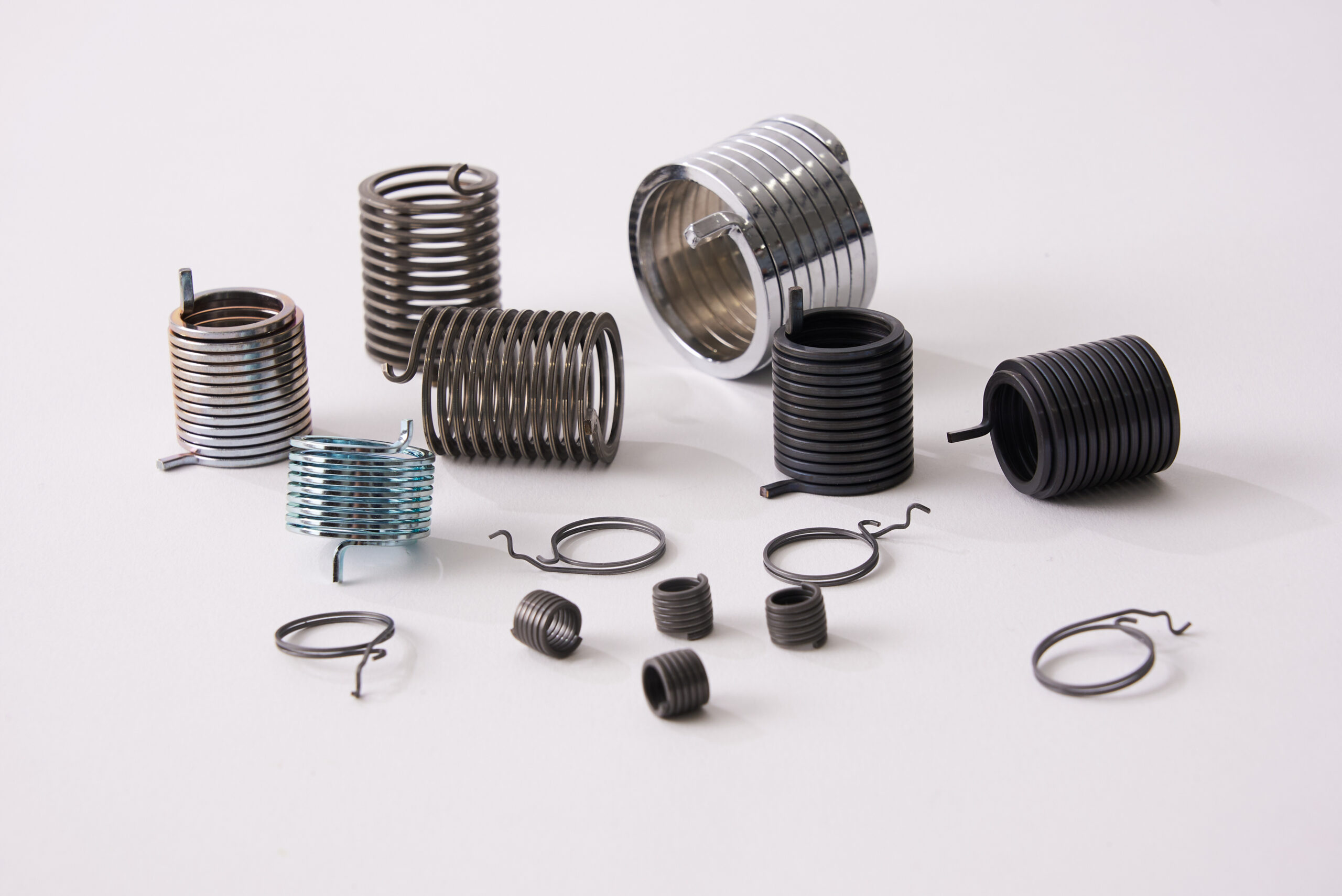 角線ねじりバネ